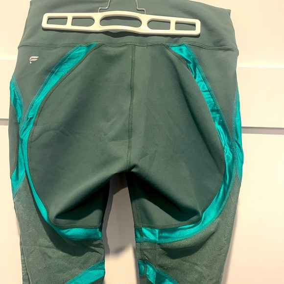 Fabletics dark green leggings with turquoise accents Size L - Picture 6 of 9